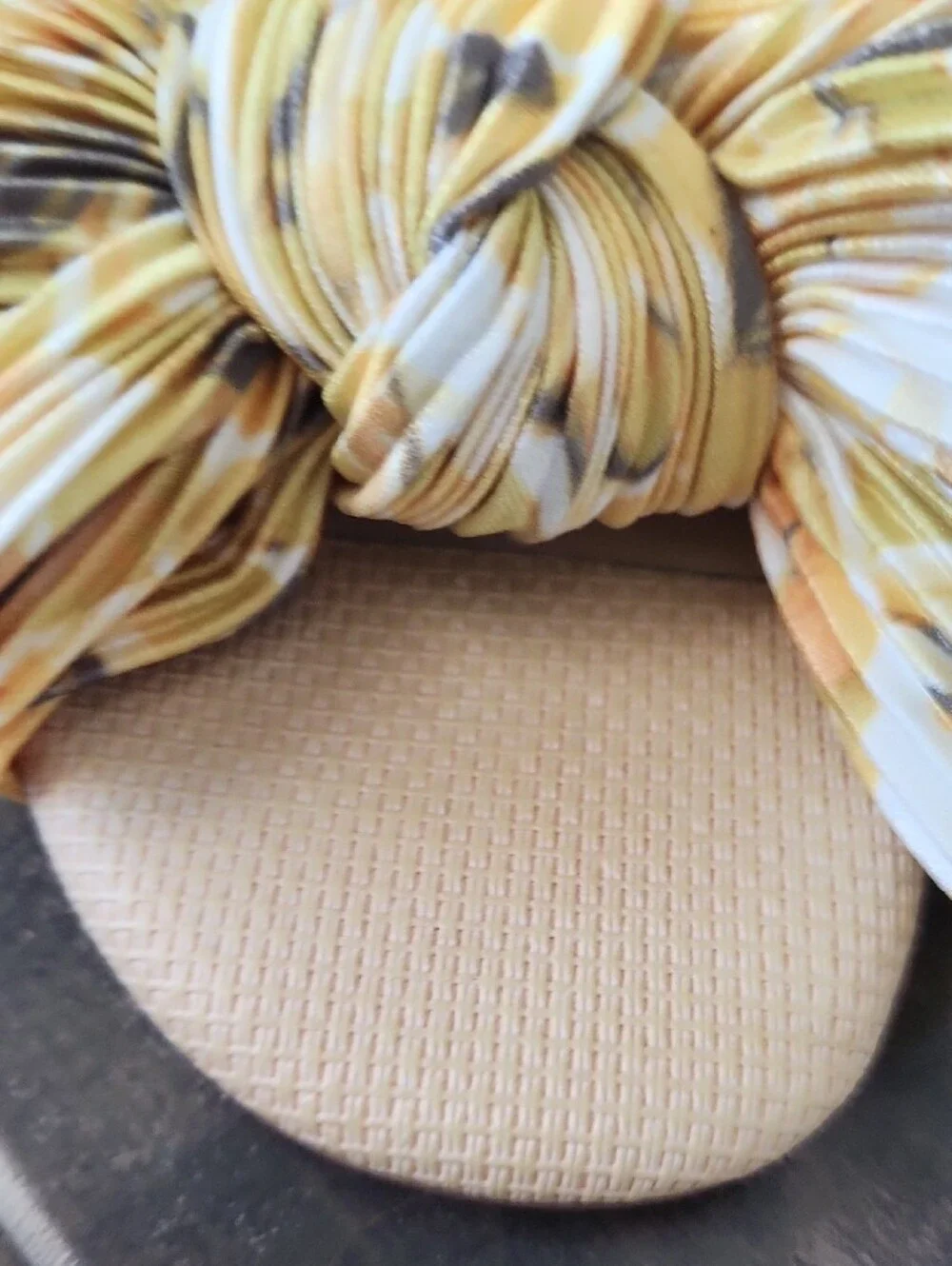 White House Black Market Pineapple Pleated Bow Slide Sandals